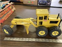 Tonka road grader