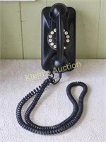 vtg style wall phone black corded works