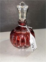 BEAUTIFUL VINTAGE RED CUT TO CLEAR CRYSTAL