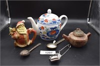 Tea Pots and Tea Strainers