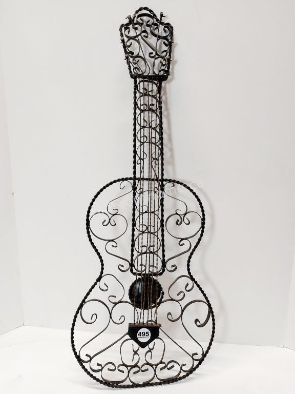 METAL GUITAR WALL HANGING