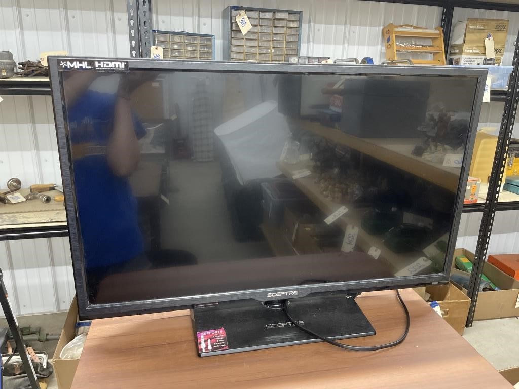 Sceptre MHL Flat Screen TV w/Cord model X32