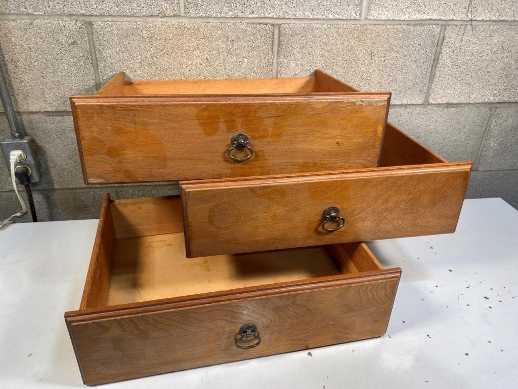 3pcs- wooden drawers