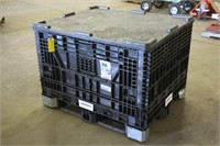 Plastic Collapsable Pallet Crate w/Lid, Approx