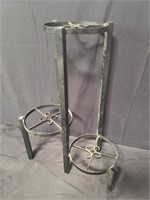 Vintage iron 3 tier plant stand