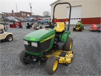 John Deere 2210HST Tractor