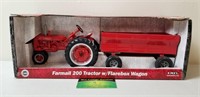 McCormick Farmall 200, NIB, Ertl, RC2, 2003