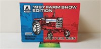 AGCO Farm Show Edition Oliver 1655, NIB, Ertl,