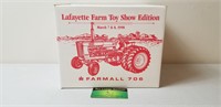 Case IH Farmall 706, NIB, Ertl, 1998