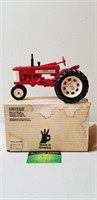 IH McCormick Farmall 350, NIB, Ertl, 1985