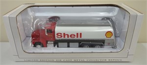 Spec Cast Peterbilt Shell Tanker NIB 1/64