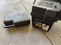 Snap top battery case, case