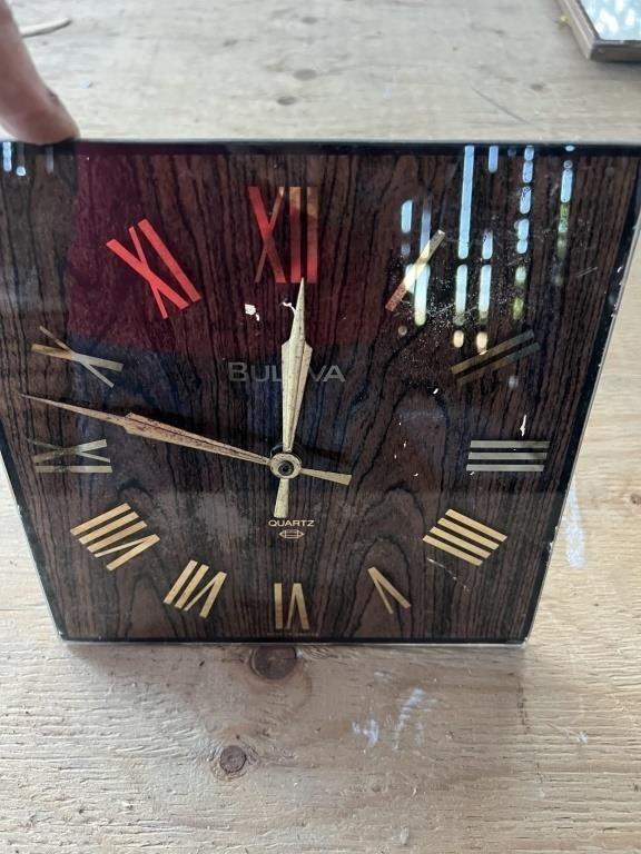 Vintage Bulova Woodgrain Wall Clock