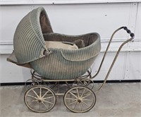 (Y) Antique Wicker Baby Carriage/Stroller