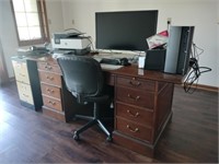Myrtle Desk Co. Executive Desk & 2 File Cabinets