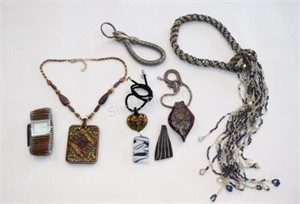 Costume Jewellery Necklaces & Bracelet's