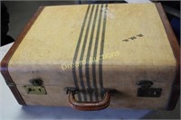 Vintage Suitcase 21W