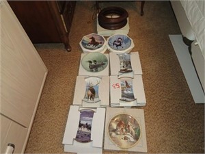 8 Animal Collector Plates w/rings