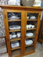 2 Door Oak Kitchen Cabinet