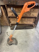 20 Volt Black & Decker Weed Eater