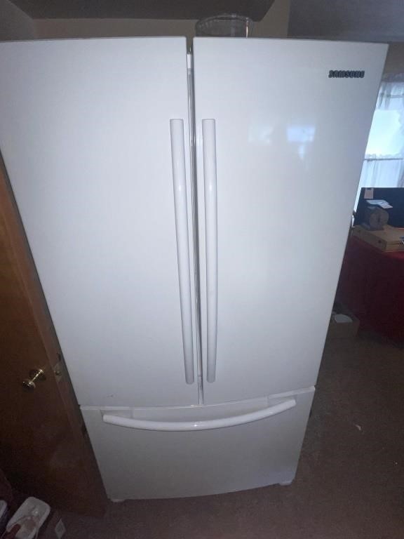 Samsung  refrigerator ice make does have issues
