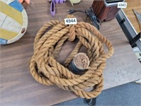 TOW ROPE PLUS SMALL ROPE