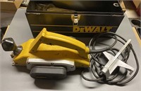 DeWalt DW675 Hand Planer w/Case