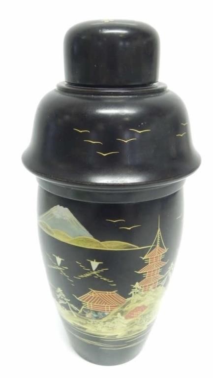 BLACK LAQUER OVER WOOD GOLD TONE GILD SAKI SHAKER