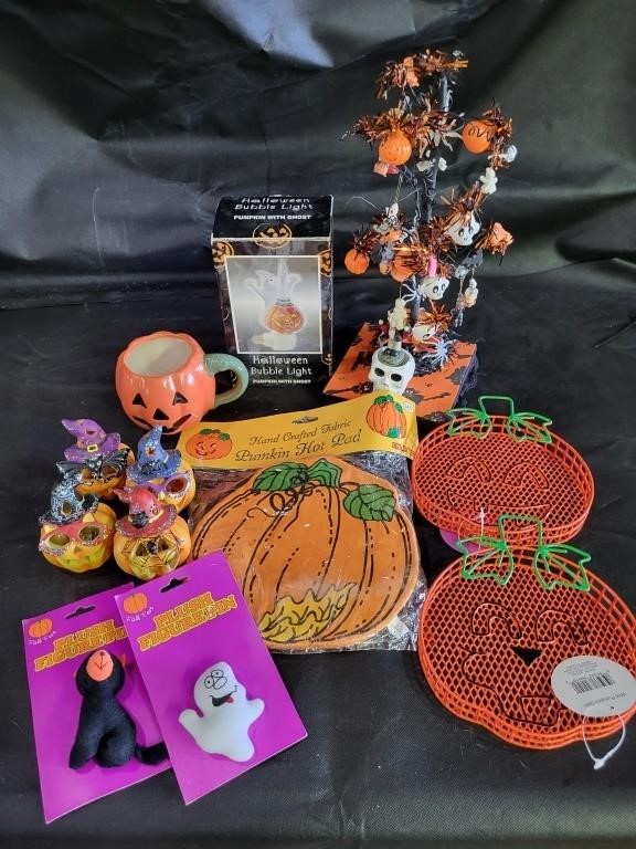 VTG Halloween Nightlight, Decor & More