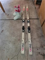 KR 4500 performance downhill skis with boots, size
