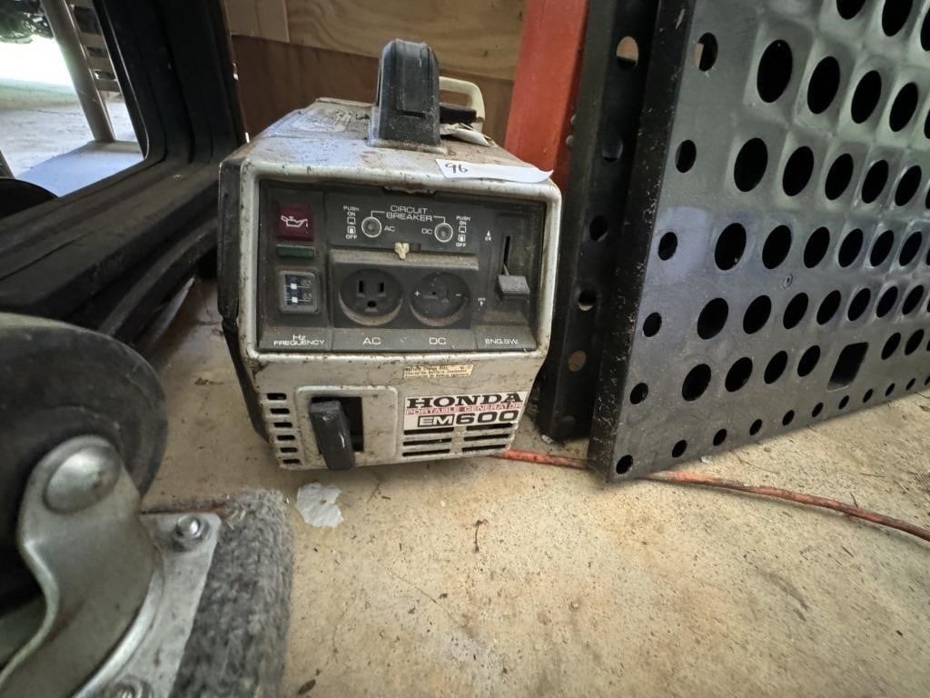 HONDA 600 WATT GENERATOR