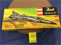 Revell Convair F-102A Supersonic Interceptor Kit