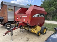 New Holland BR740A Round Baler