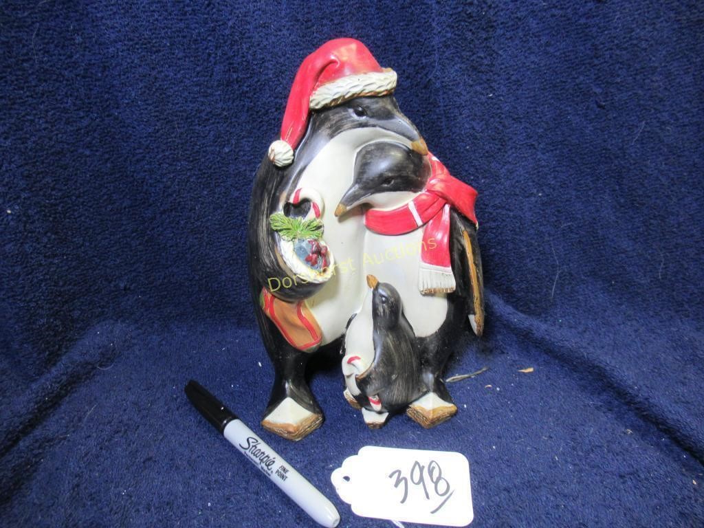 CERAMIC PENGUINS - 8.5"H