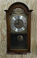 Jlaid windup clock