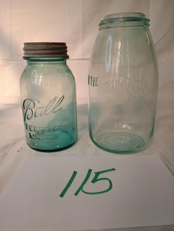 ANTIQUE MASON JARS SEE PICTURES FOR DETAILS
