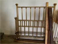 Metal bed frame