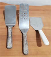 (1) Chef's Review Spatula & (2) Others