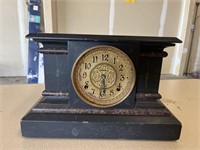 Beverly Vintage E. Ingram Company Mantle Clock