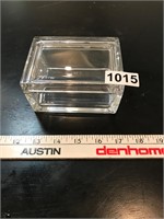 Glass box with lid