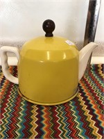 Awesome Ceramic Tea Pot with Metal Thermal Cover