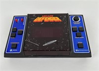 1981 Entrex Arcade Defender Vintage Handheld Game
