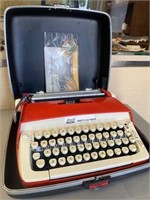 Vintage Mid Century Smith Corona Galaxie Typwriter