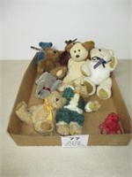 LOT OF VINTAGE TEDDY BEARS