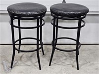 2 COUNTER STOOLS