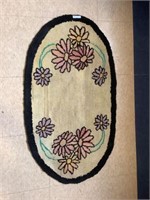Vintage floral hooked rug 36"x22"
