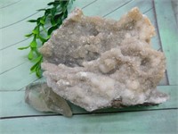 CAVE GEODE ROCK STONE LAPIDARY SPECIMEN