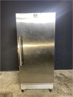Kelvinator commercial freezer single door
