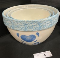 Blue Design Glazed Pottery Mixing Bowl Set.