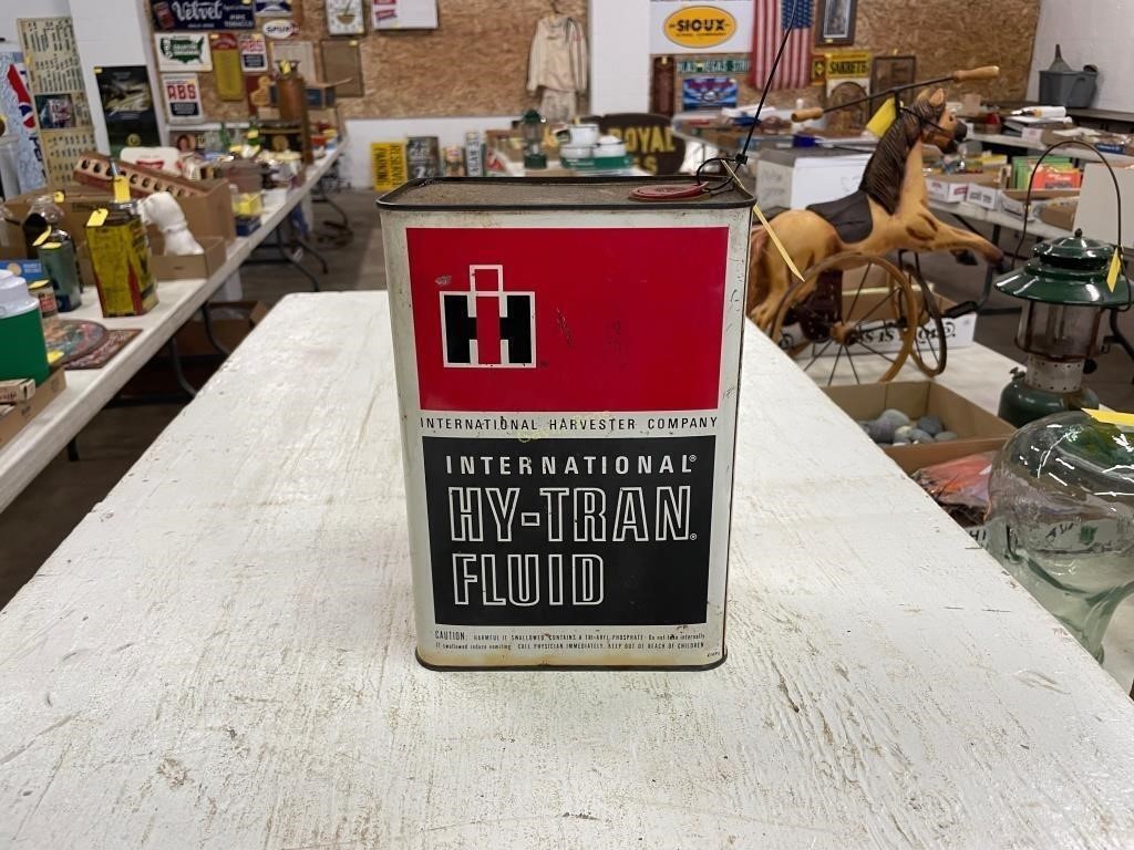 IH Hy Tran Fluid Can Full